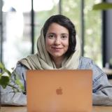 پرستو مهدی قلیخان