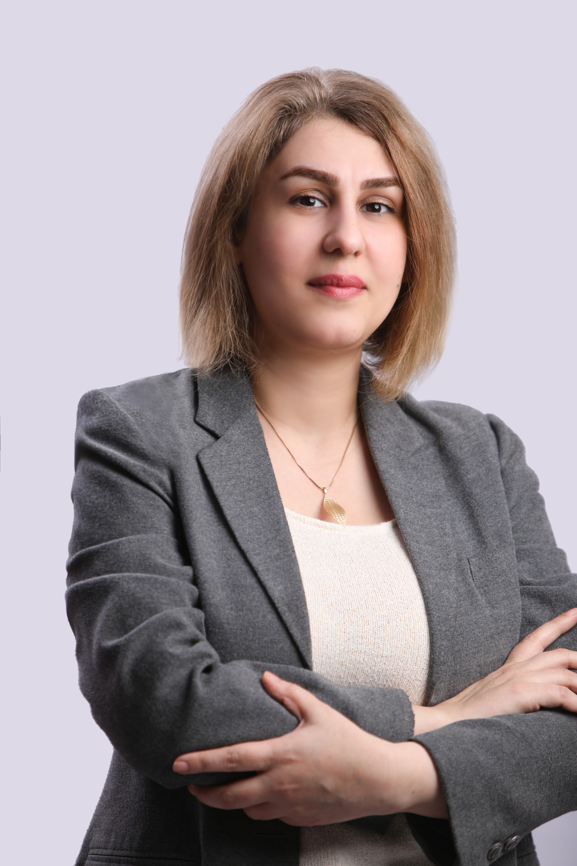mina baoj ahmadi